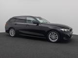 BMW 320i GeschwindigReg PDC DAB Cockpit+ Widscreen - BMW 320 in Leipzig