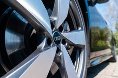 AUDI A6 TDI quattro/ LUFTFAHR./ 21"/ TECH PRO/ S LINE AUDI A6 TDI quattro/ LUFTFAHR./ 21"/ TECH PRO/ S LINE