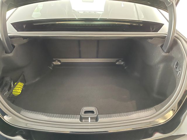 Fahrzeugabbildung Mercedes-Benz C 220 d/AMG-Line/Pano/Distronic/AHK/Night