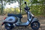 Vespa GTS 300 Super Sport 