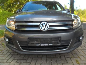 Volkswagen Tiguan - 5