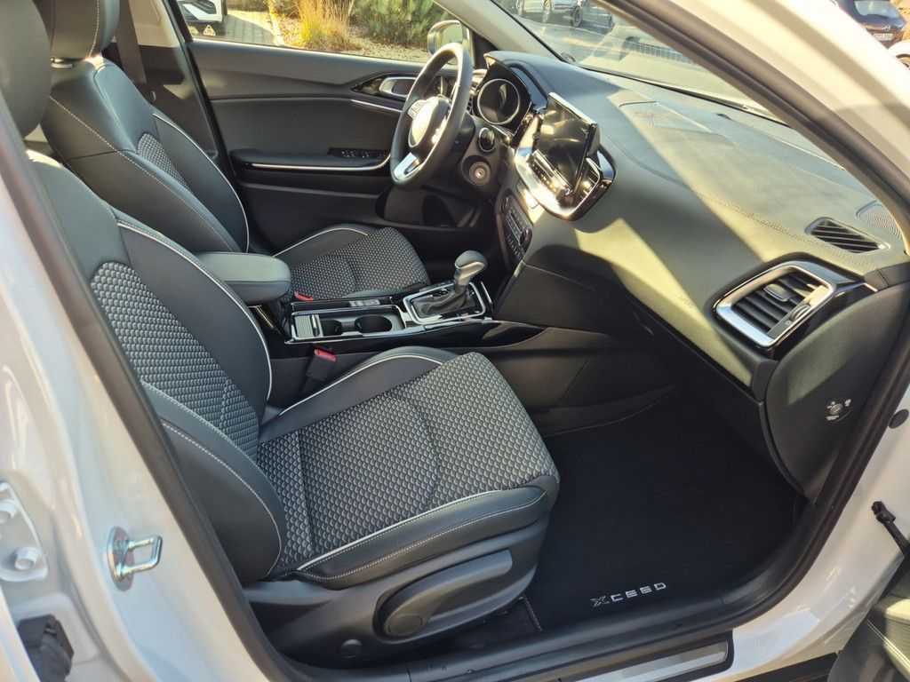 Fahrzeugabbildung Kia XCeed 1.6 T-GDI Vision Komf+ Paket