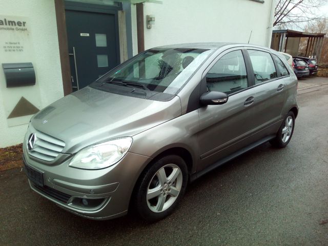 Mercedes-Benz B 200 Top Zustand Kamera