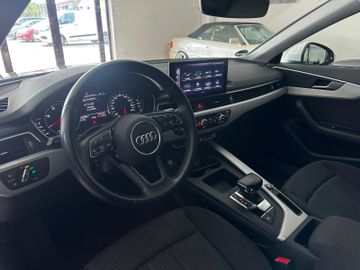 Audi A4 - 12