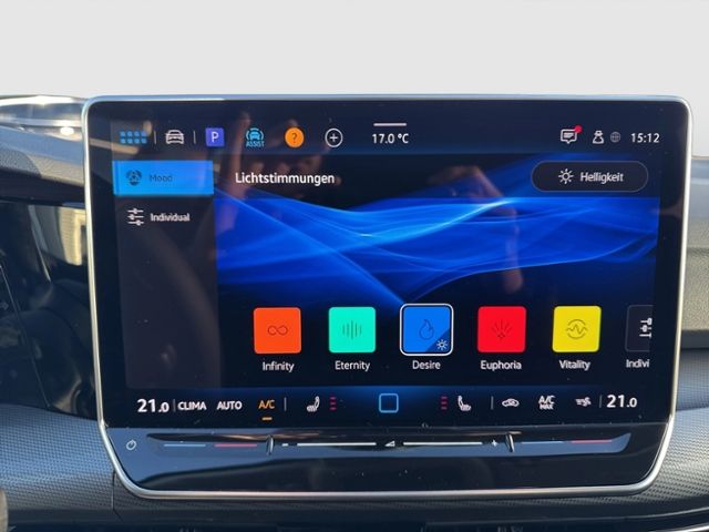 Golf VIII Variant STYLE 1.5 eTSI IQ LIGHT ASSIST