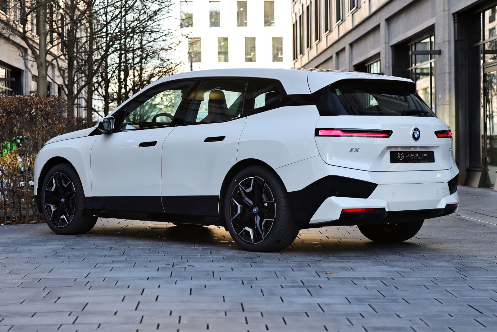 BMW iX40 | xDrive Sport | Panorama | 22" Felgen imagem 3