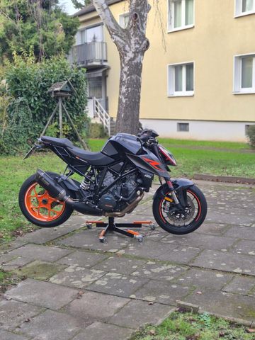 KTM Super Duke 1290 R