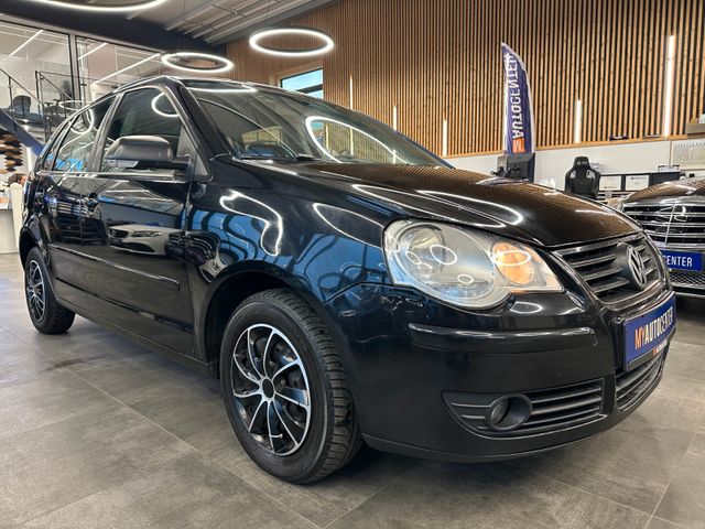 MYAUTOCENTER – Gebraucht- und Jahreswagen mit Werkstattservice in Pfaffenhofen Volkswagen Polo IV Comfortline *TÜV NEU*KLIMA*ELEKTR.FENSTE