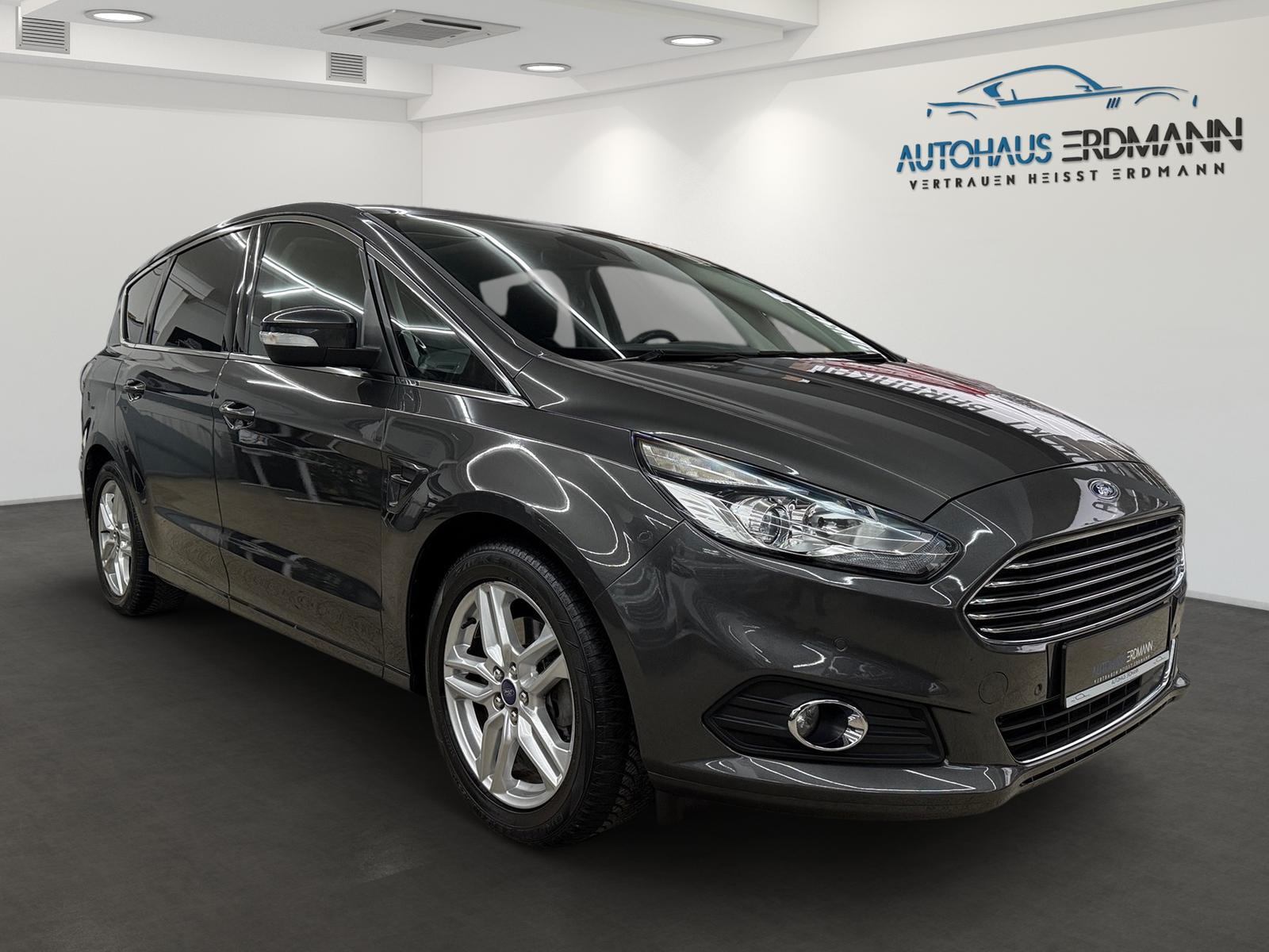Ford S-MAX 2,0 Titanium*Autom*7-Sitzer*Pano*Nav*Spur
