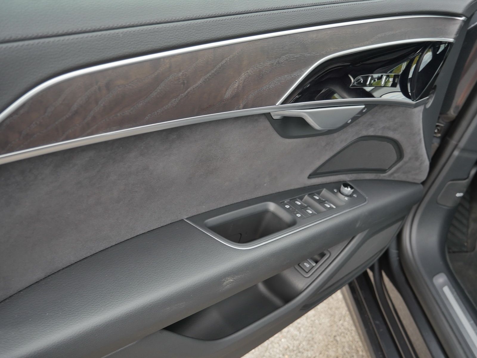 Audi A8 - Bild 21
