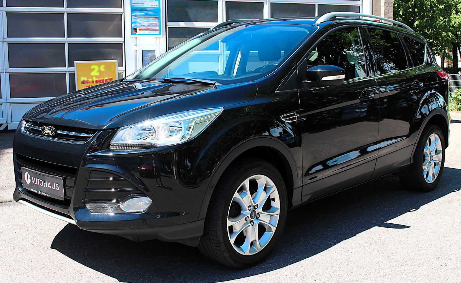 Ford Kuga Titanium KLIMA* PDC* 8 FACH-BEREIFT