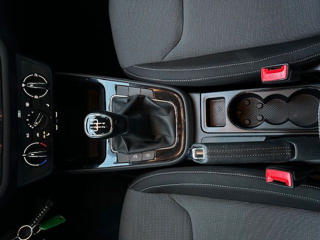 Fabia Ambition PDC;CARPLAY;LED;FSE