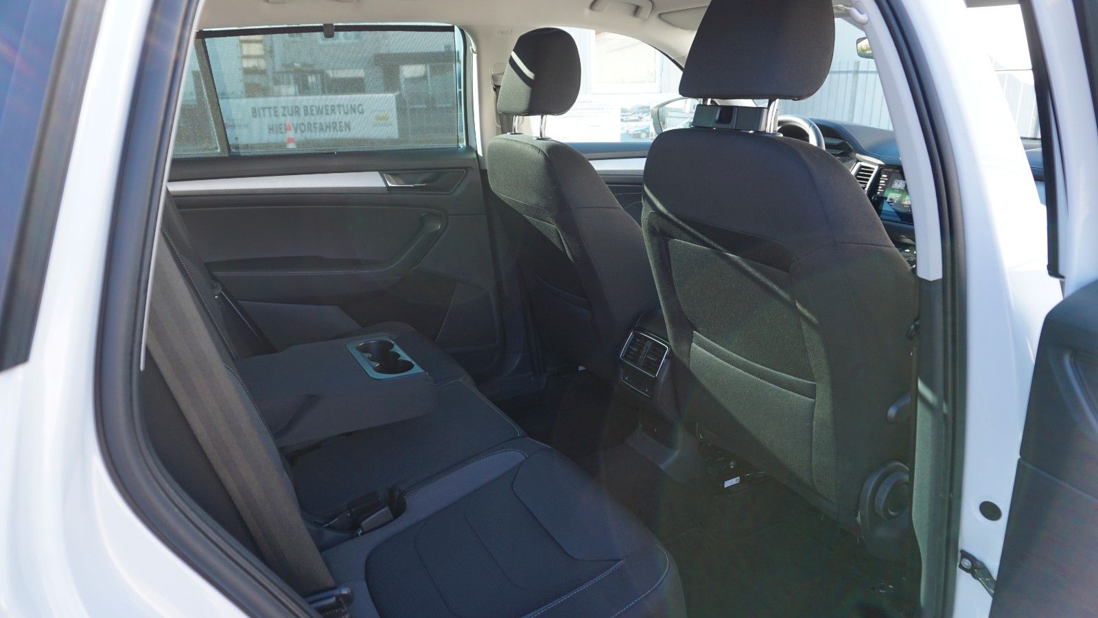 Fahrzeugabbildung SKODA Kodiaq Tour 4x4, LED,Navi,Kamera,SH,DAB,AHK