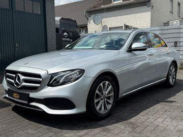Mercedes E 200 - 1