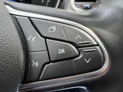Fahrzeugabbildung Renault Espace V Intens NAVI*PANO*ASSIST*LED*KEYLESS*CAM