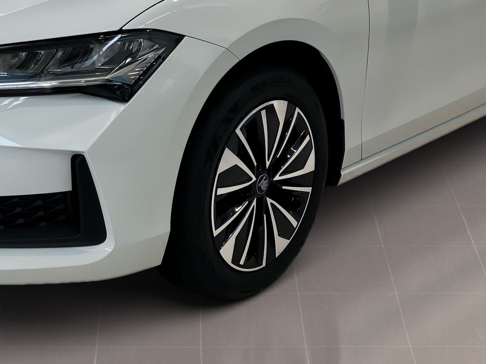 Skoda Superb - Bild 7