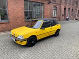 Peugeot 205 Cabrio Sonnengelb