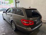 Mercedes-Benz E 200 T BlueEFFICIENCY AVANTGARDE AVANTGARDE - Mercedes-Benz E 200 in Lübeck