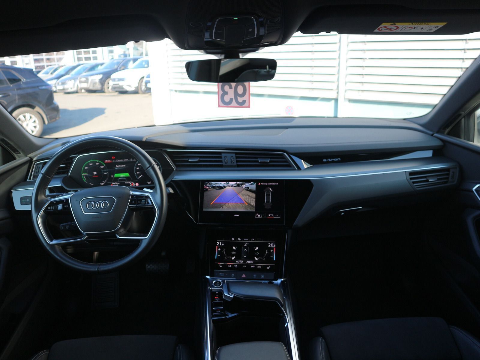 Audi Q8 e-tron - Bild 14