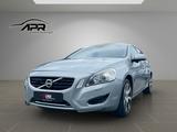 Volvo V60 Kombi Summum AWD Navi Xenon Leder - Volvo V60 in Nürnberg