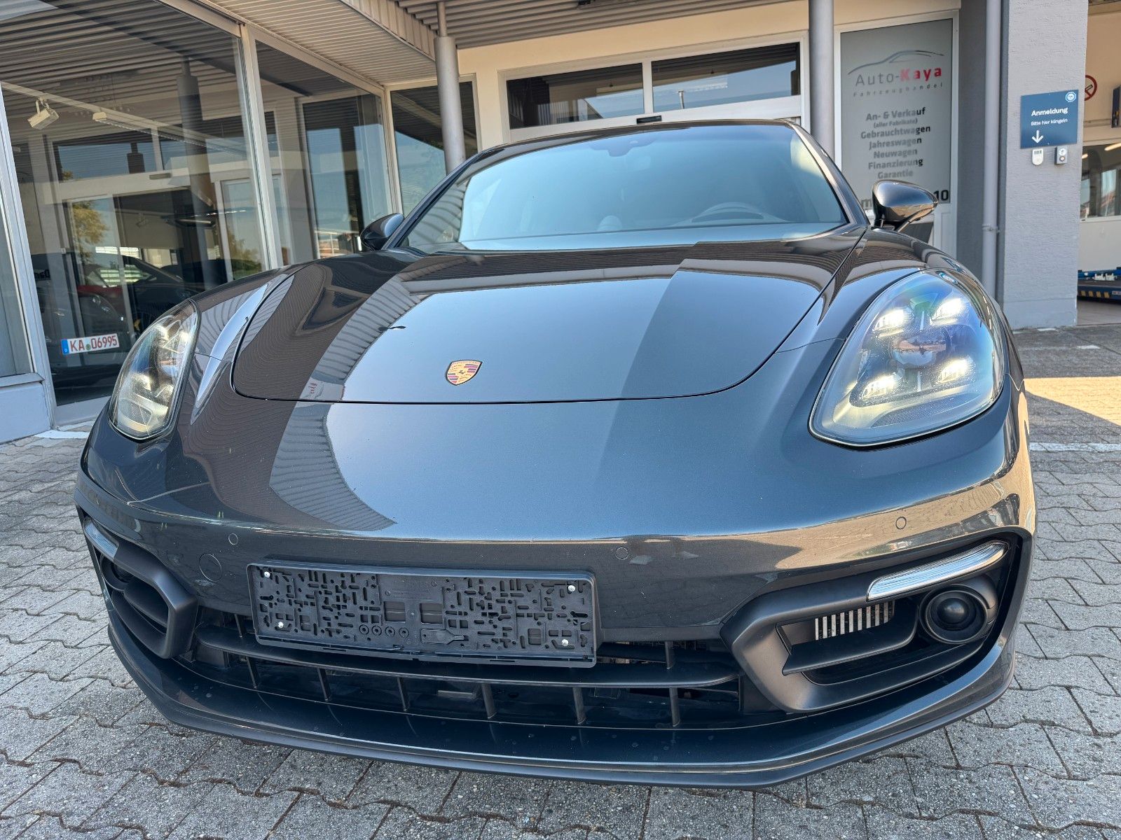 PORSCHE Panamera 4 E-Hybrid MATRIX/HeadUp/Sportabgas...