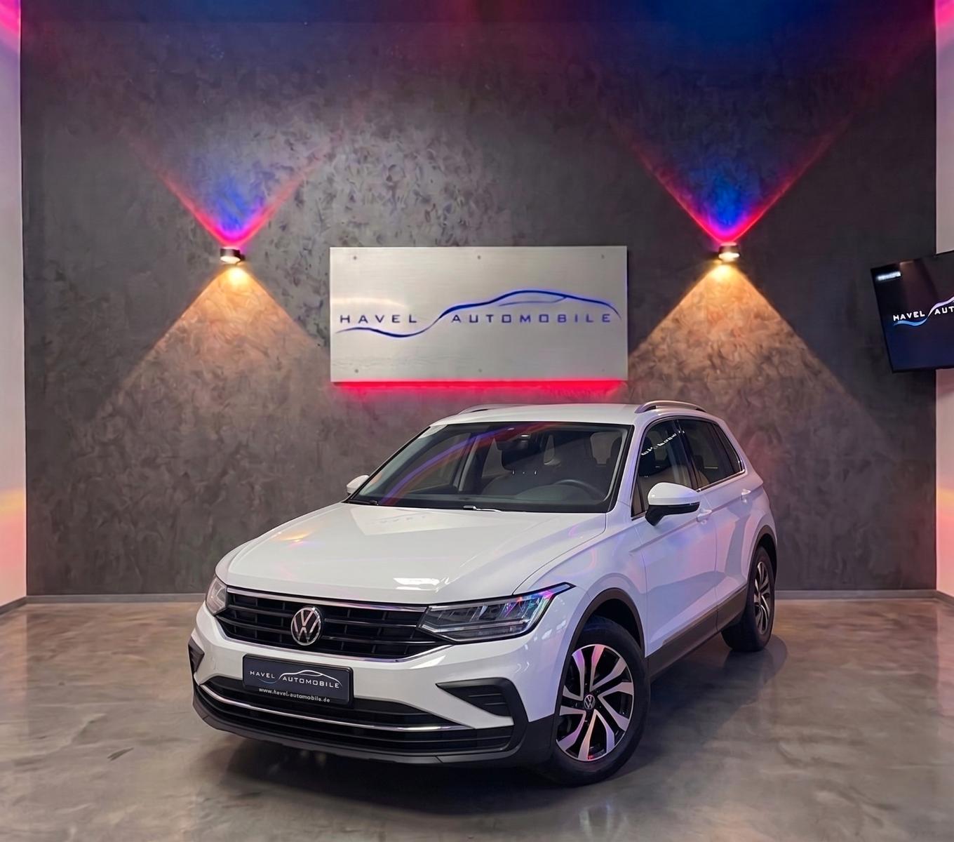 Volkswagen Tiguan Active AHK Sitzheizung ACC PDC