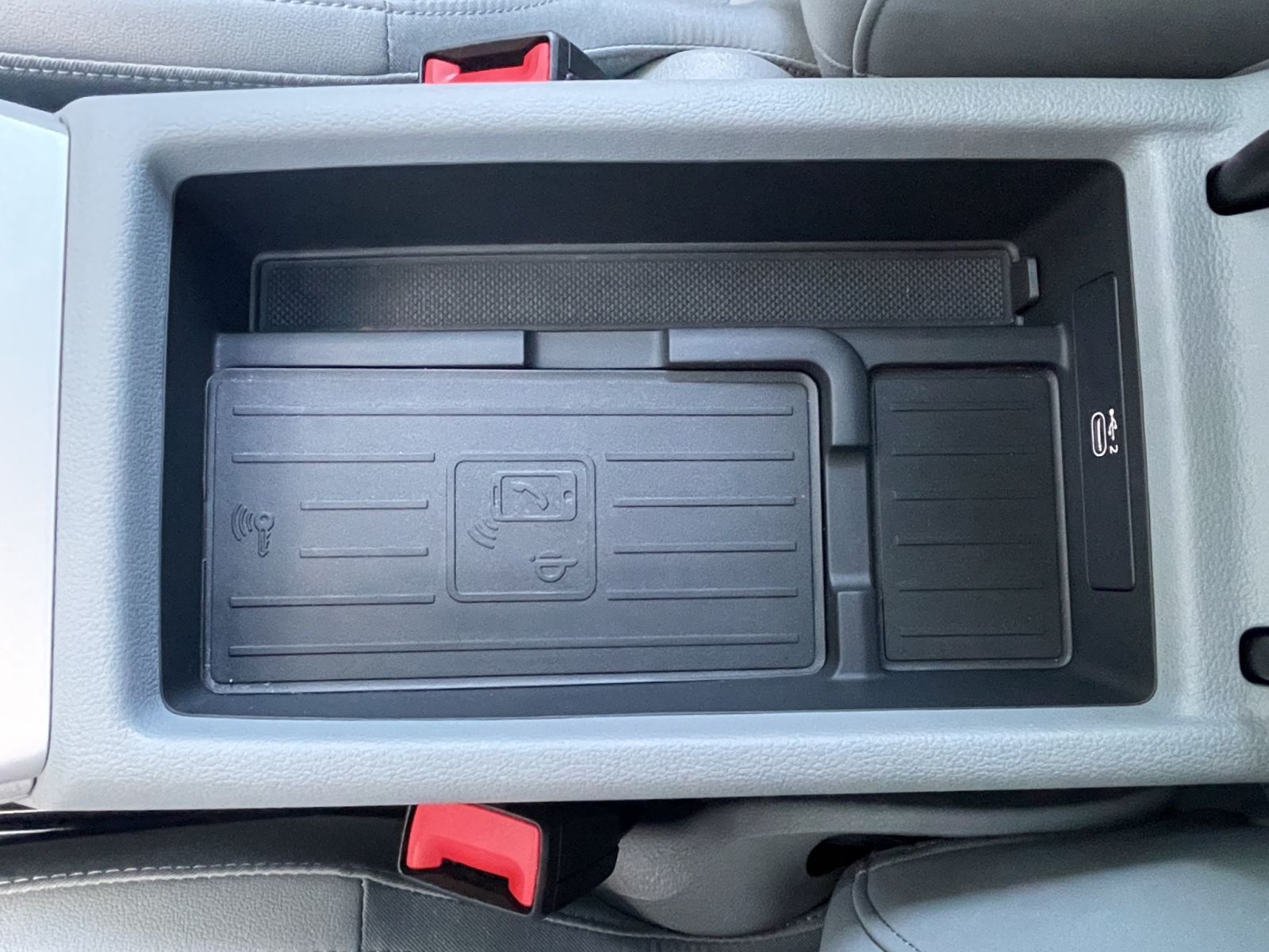 Audi A4 - Bild 25