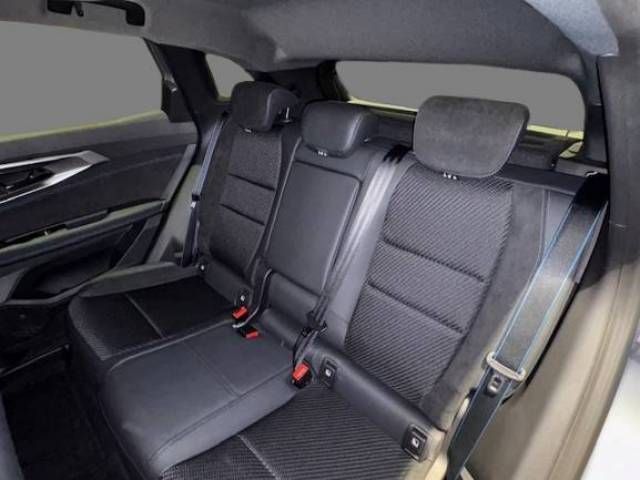 Fahrzeugabbildung Renault Austral Esprit Alpine Full Hybrid E-Tech 200