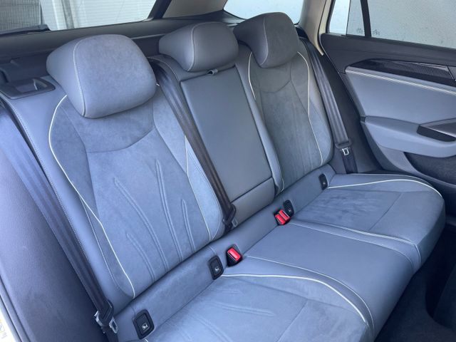 Passat Variant 1.5 eTSI Business AHK/Kamera/Navi