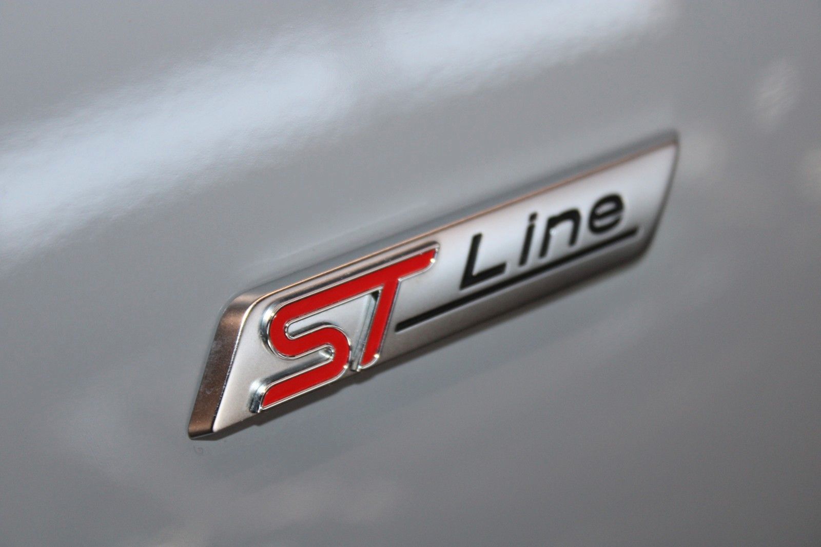 Fahrzeugabbildung Ford Puma ST-Line X Aut. LED Massage B&O Navi WinterP