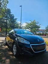 Peugeot 208 1.0 VTi 68 PS  3-Türer  HU 05/2027