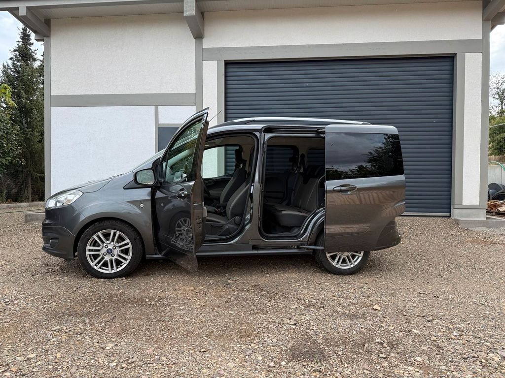 Image of Ford Tourneo Courier