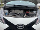 Toyota Aygo (X) 1,0-l-VVT-i x-play x-play - Toyota in Berlin: Aygo