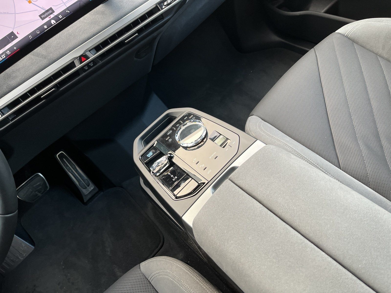 BMW iX - Bild 13