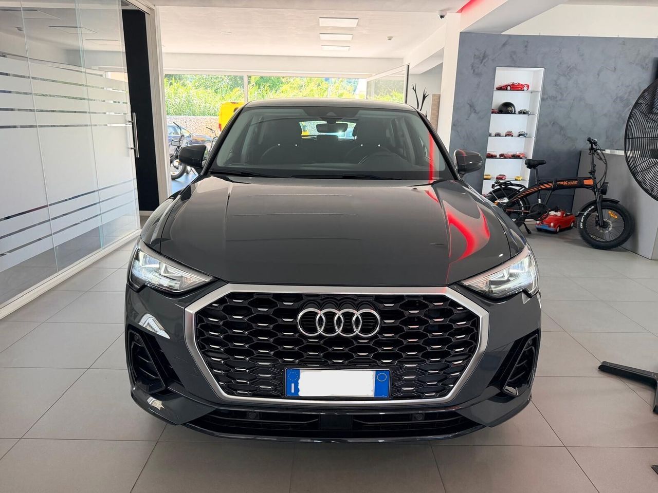 Audi Q3 SPB 35 TDI S tronic Business Plus imagem 2