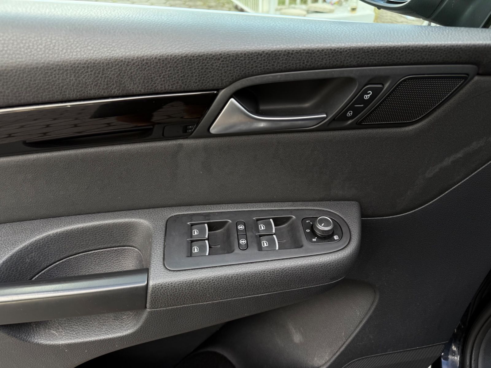 Fahrzeugabbildung Volkswagen Sharan Highline BMT/Start-Stopp