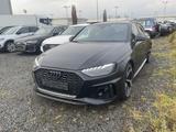 Audi RS4 AVANT BLACK 20Z./ACC/HuD/PANO/280KMH/CARBON - gebrauchte Audi RS4 aus dem Jahr 2022