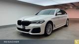 BMW 530e A xD Tou LCProf,Laser,AHK,HUD,Pano,19" - BMW mit Elektro-Antrieb: mit Navigationssystem, Kombi, mit Klimaautomatik