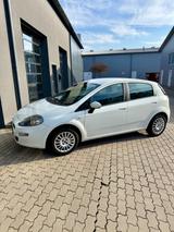 Fiat Punto 1.2, Top Zustand, Klima, ZV, TÜV & AU neu - Gebrauchtwagen in Leipzig bis 5.000 Euro