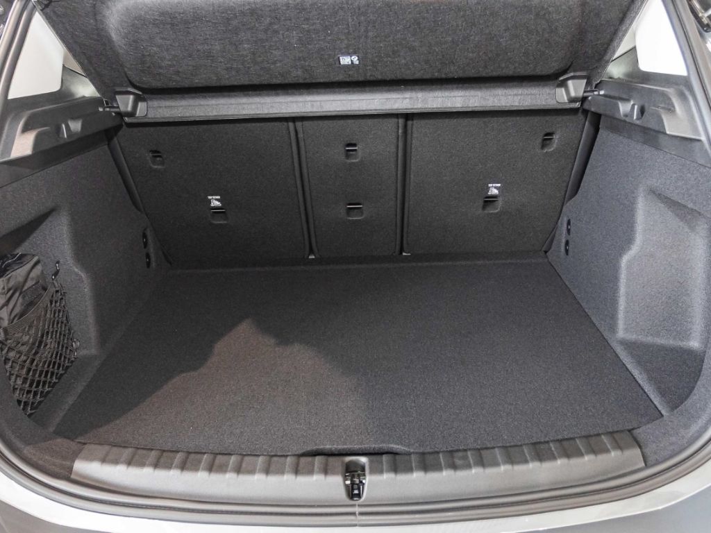BMW 218 - Bild 14