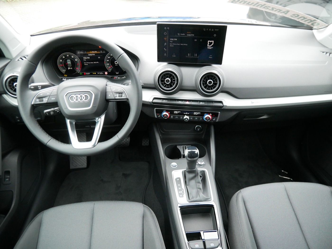 Fahrzeugabbildung Audi Q2 1.5 TFSI Advanced DSG MATRIX Kamera NAVI SHZ