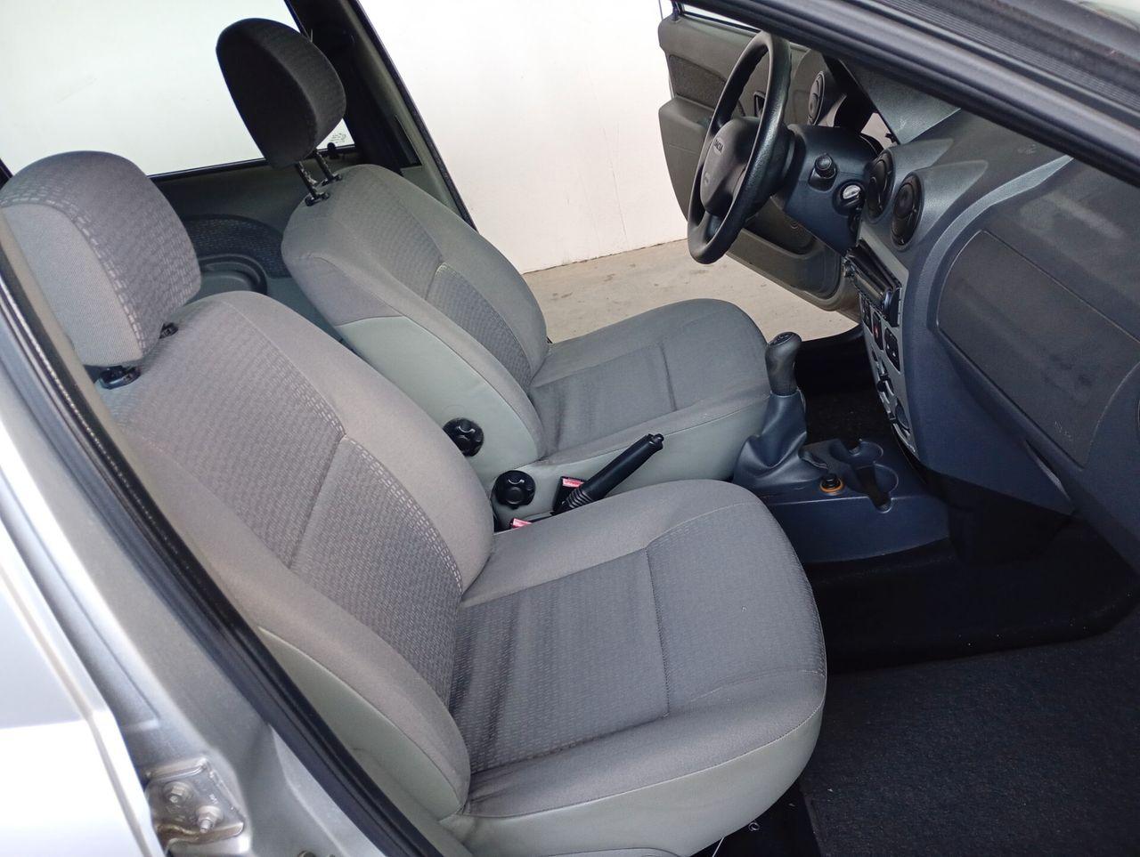 Dacia Logan 2009 — photo 8
