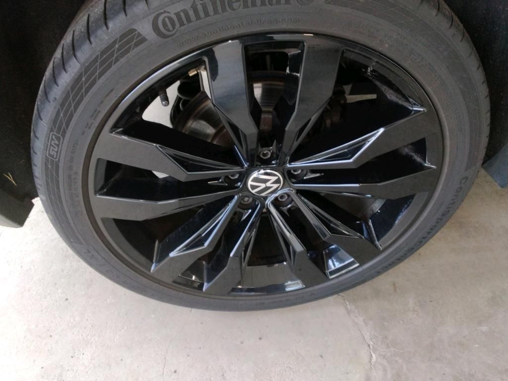 Volkswagen Tiguan Allspace R-Line 4Motion 2.0 TSI AHK*Pano*