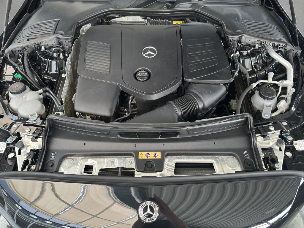 Fahrzeugabbildung Mercedes-Benz C 300 e *AMG*NIGHT*PANO*DISTRO*360°*HUD*MEMORY*