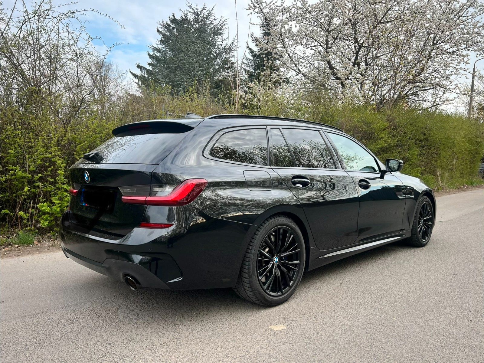 BMW 318i Touring M Sport Auto M Sport