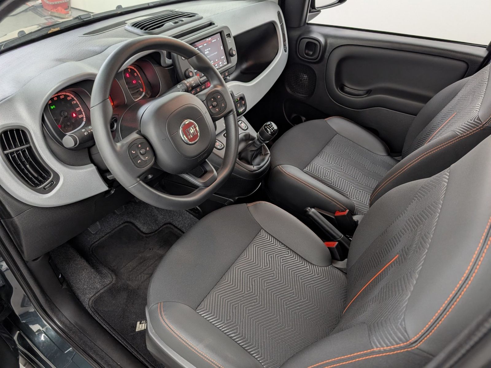 FIAT Panda 1.0 MHEV Garmin AHK – Bild 30