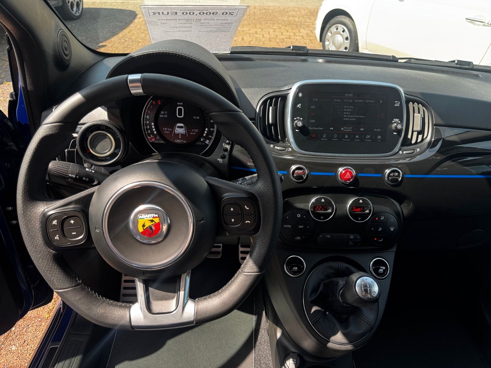 Fahrzeugabbildung Abarth 595 Monster Energy Yamaha Ed. Carplay Klima