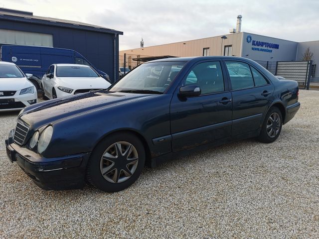 Mercedes-Benz E 200 KOMPRESSOR CLASSIC W210 Klima AHK 6 Gang