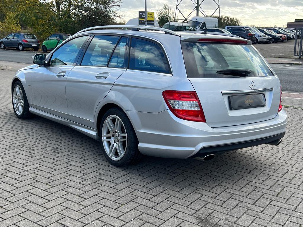 Mercedes-Benz C 320