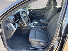 Fahrzeugabbildung Audi A3 35TFSI S line S-tronic VIRTUAL LED NAVI 1.HD
